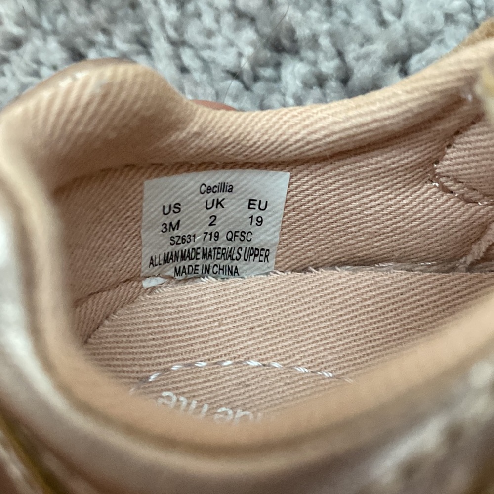 Surprize by Stride Rite Cecilia Rose Gold size 3M Shoes - Picture 9 of 9